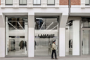SALES ASSISTANT (Full-Time, Soho)